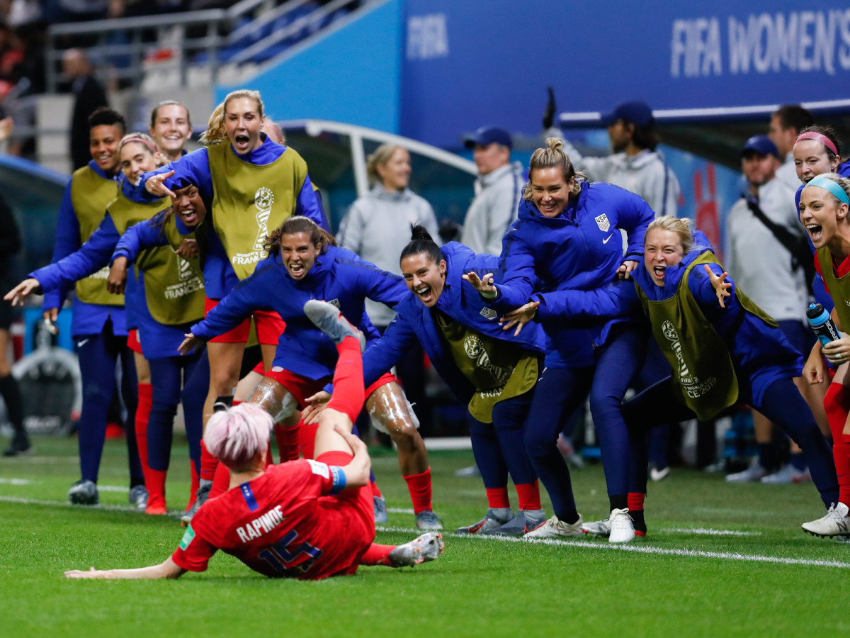 megan-rapinoe-goal-slide-uswnt-thailand.jpg